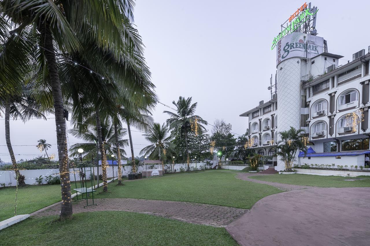 Treebo Green Park Mapusa Bagian luar foto